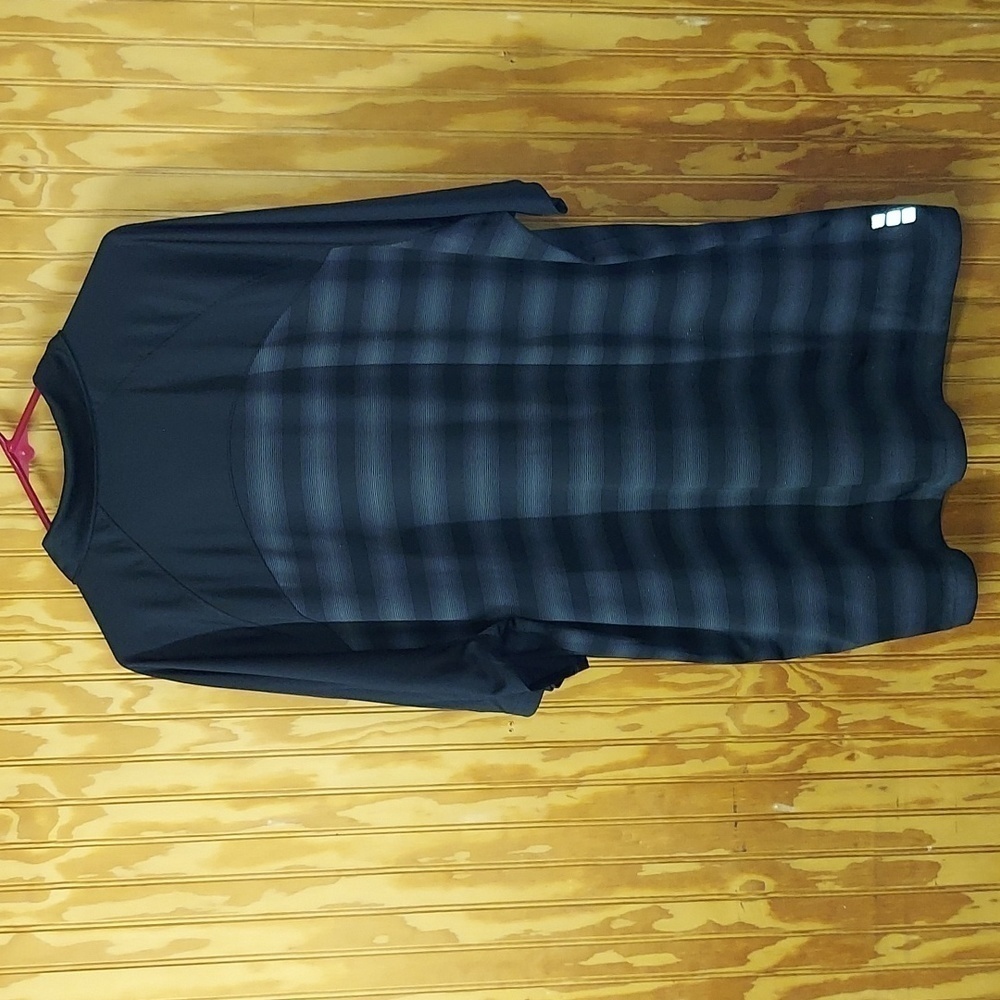 Benchmark Polo Elevate - Picture 5 of 7